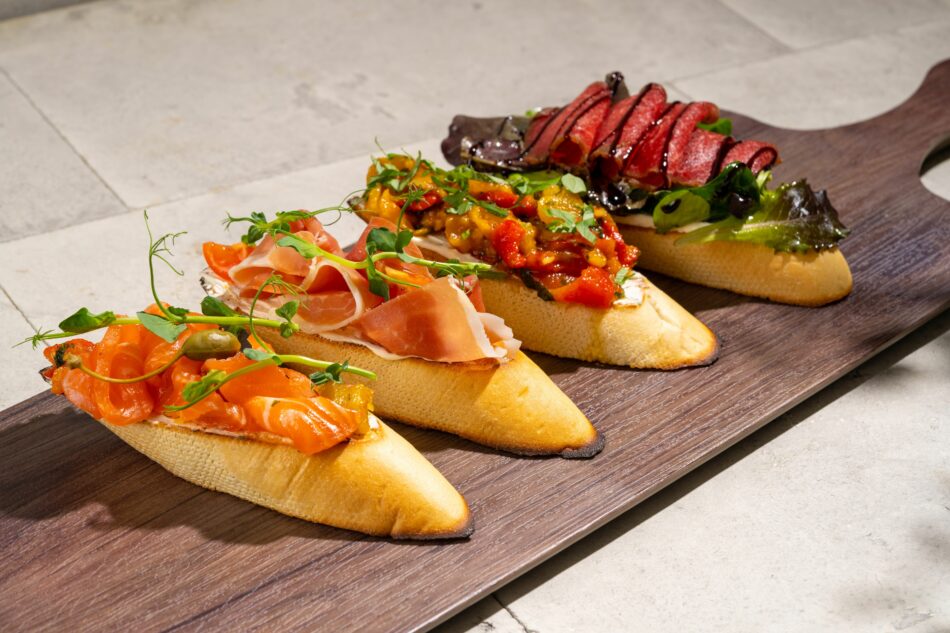 BRUSCHETTA VEISE CARPACCIOGA