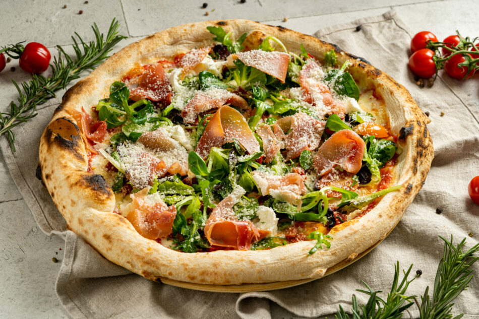 ПИЦЦА С ПАРМСКОЙ ВЕТЧИНОЙ