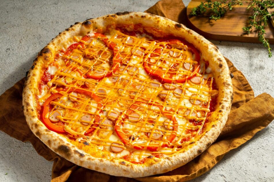 ПИЦЦА С СОСИСКАМИ